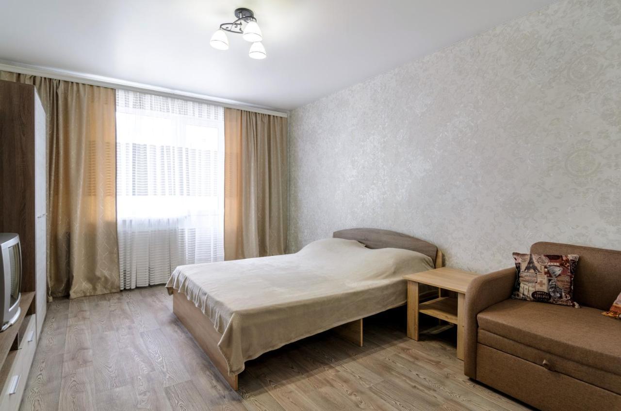 Flat in the city center Sumy Exterior photo