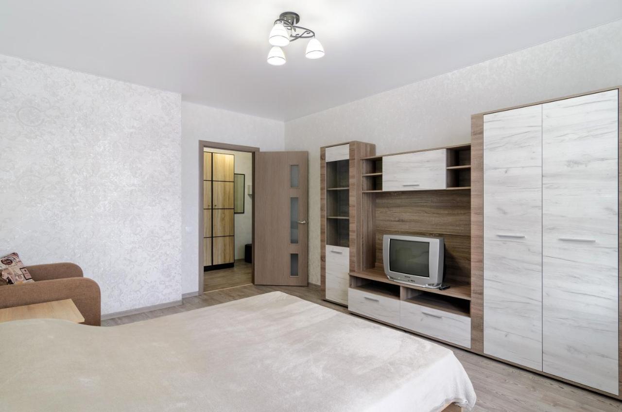 Flat in the city center Sumy Exterior photo
