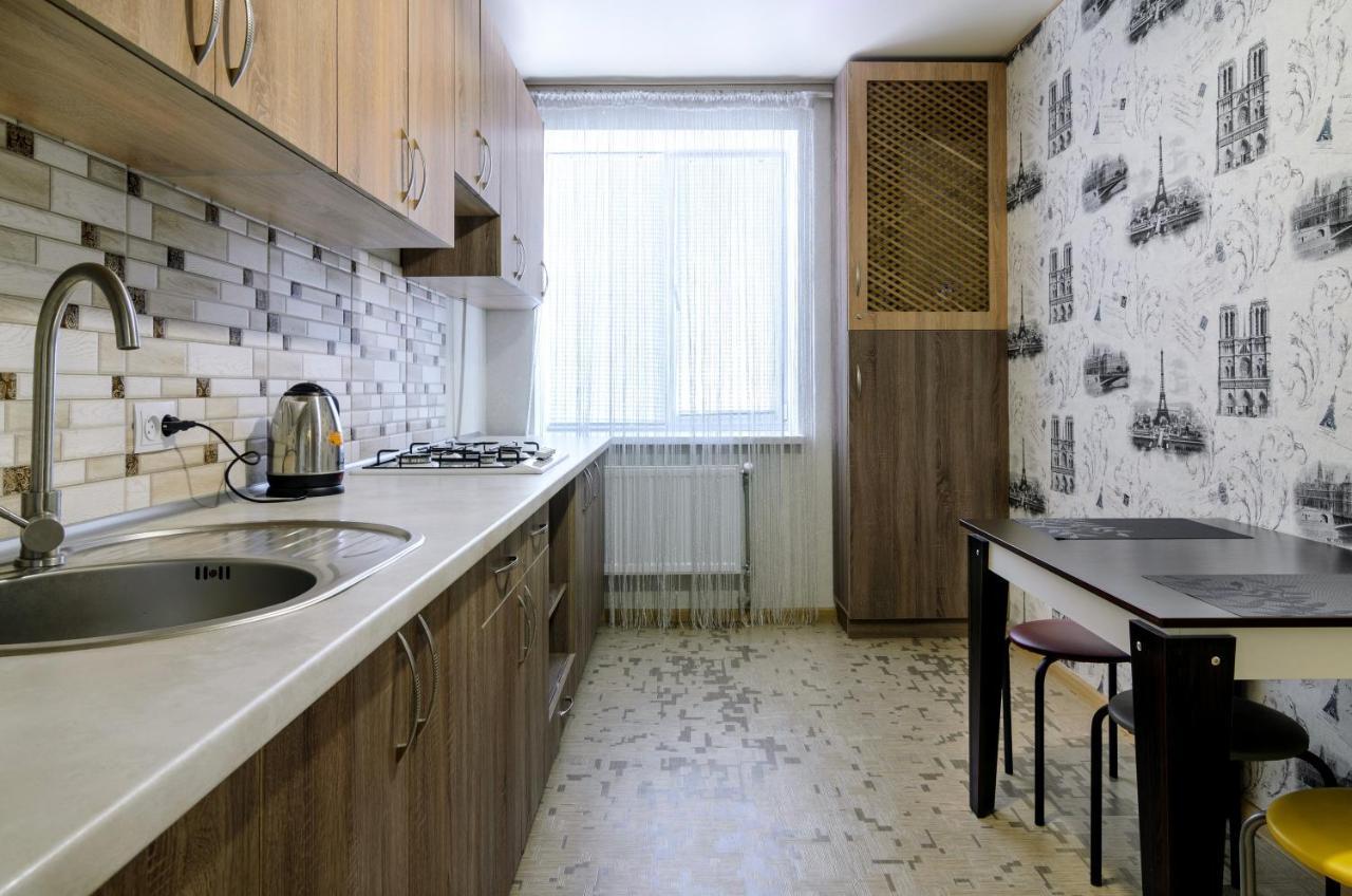 Flat in the city center Sumy Exterior photo
